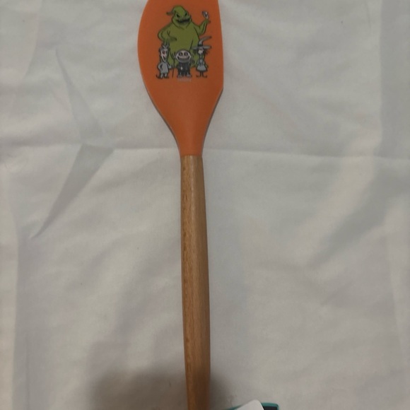 Nightmare for Christmas, Oogie, boogie Disney Orange spatula - Picture 2 of 5